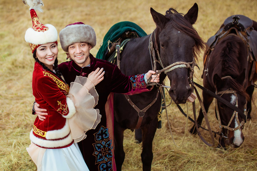 kazakh-wedding-traditions1